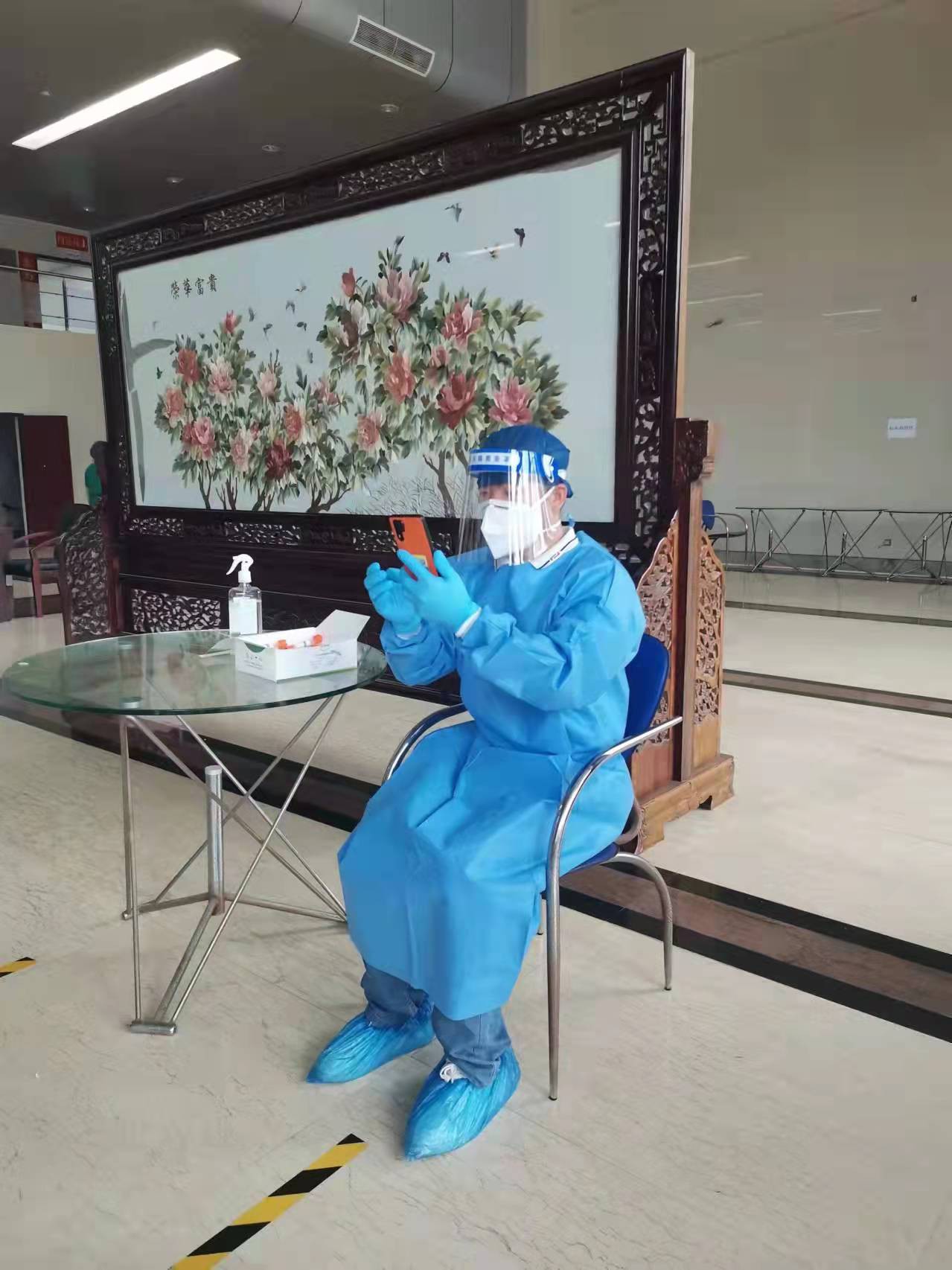 volunteer to assist volunteer to assist