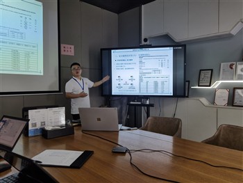 Itse kehitetty komposiittisähköpinnoitustekniikka
